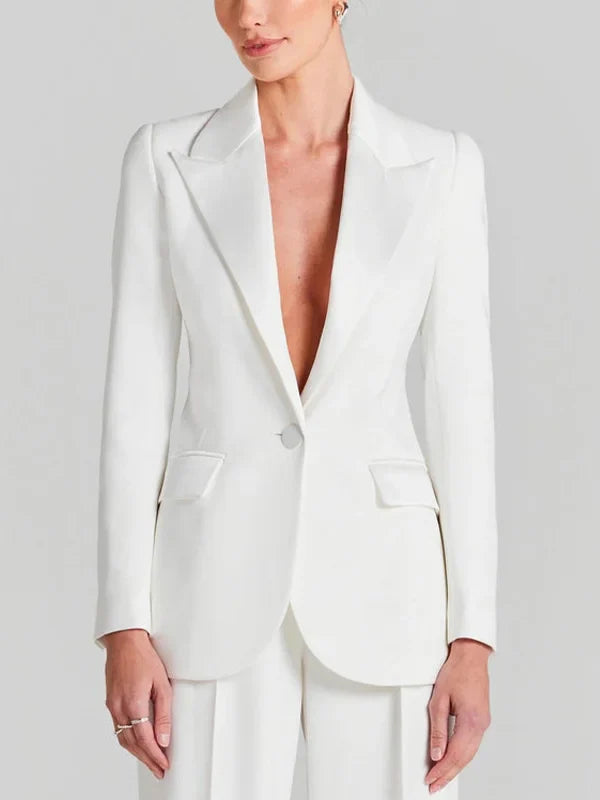 Sofía | Blazer blanco de un botón con cuello plisado